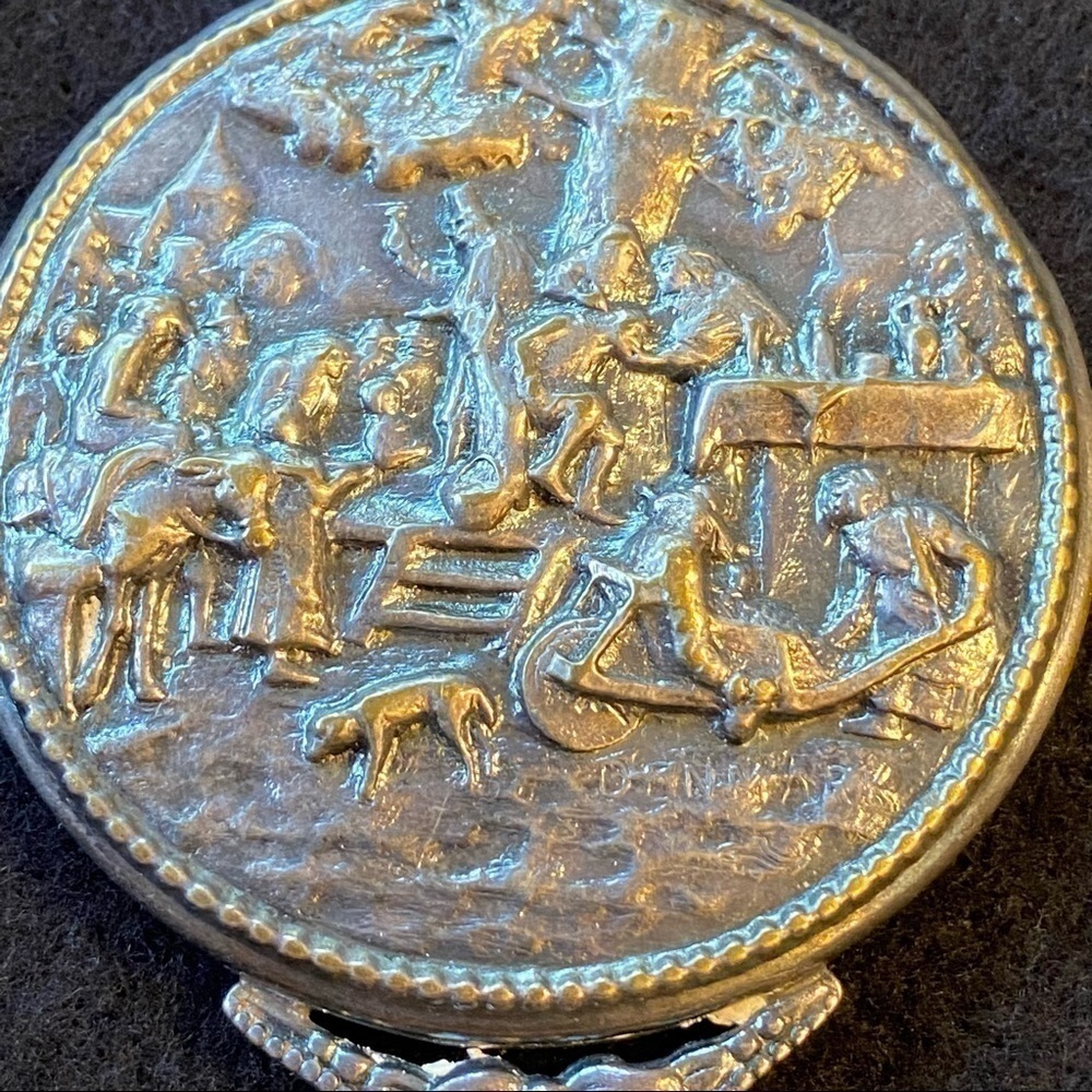 Pewter mirror - Picture 2 of 13